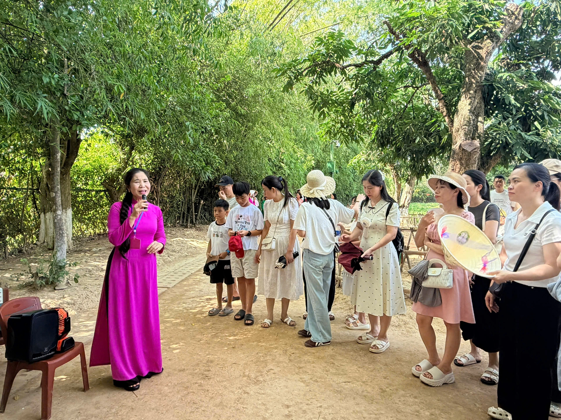 HÀNH TRÌNH HƯỚNG VỀ QUÊ BÁC: NUÔI DƯỠNG TINH THẦN CỐNG HIẾN VÀ LAN TỎA NHỮNG GIÁ TRỊ TỐT ĐẸP 3
